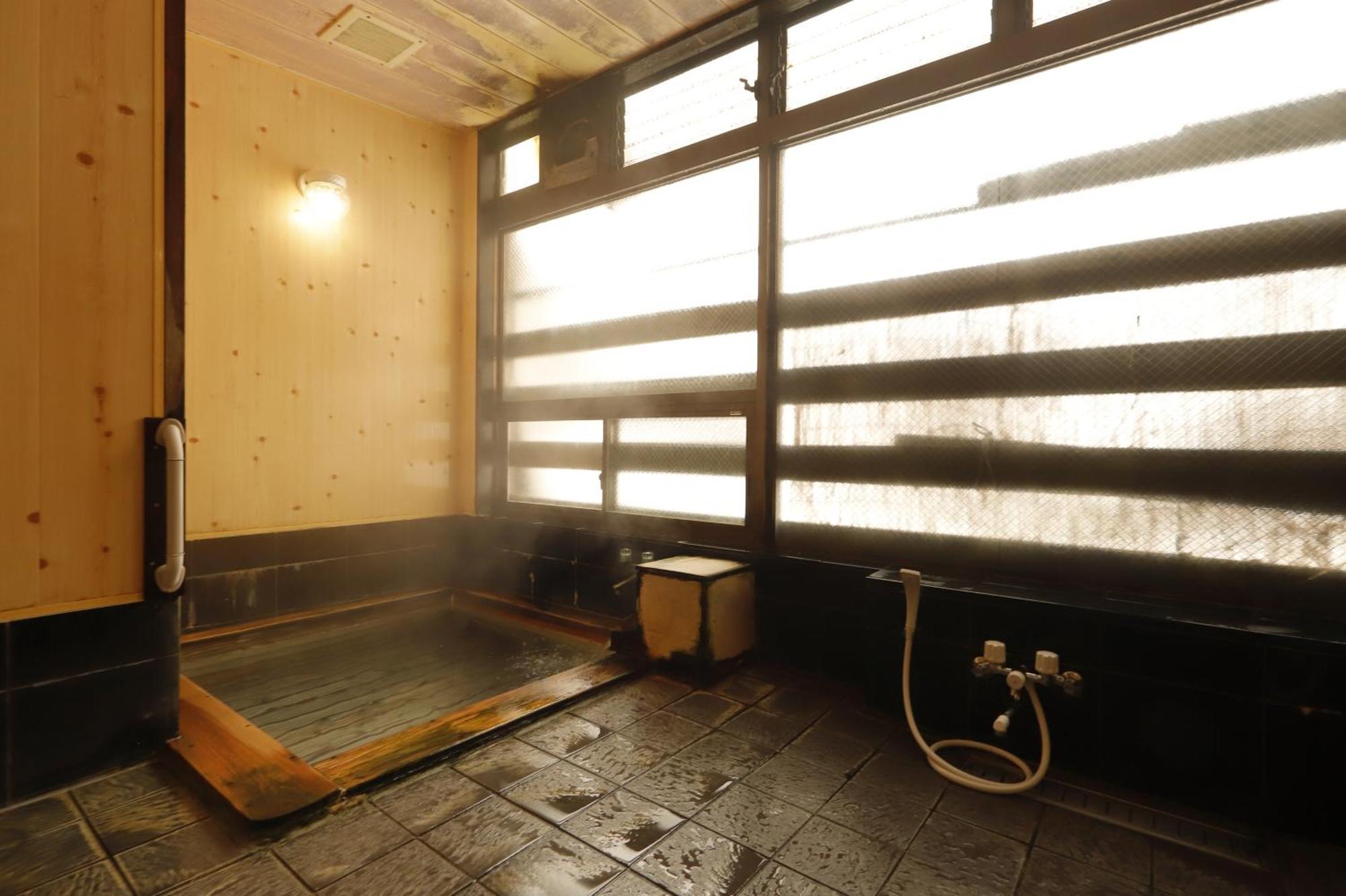 ימאגאטה Takasagoya Ryokan מראה חיצוני תמונה