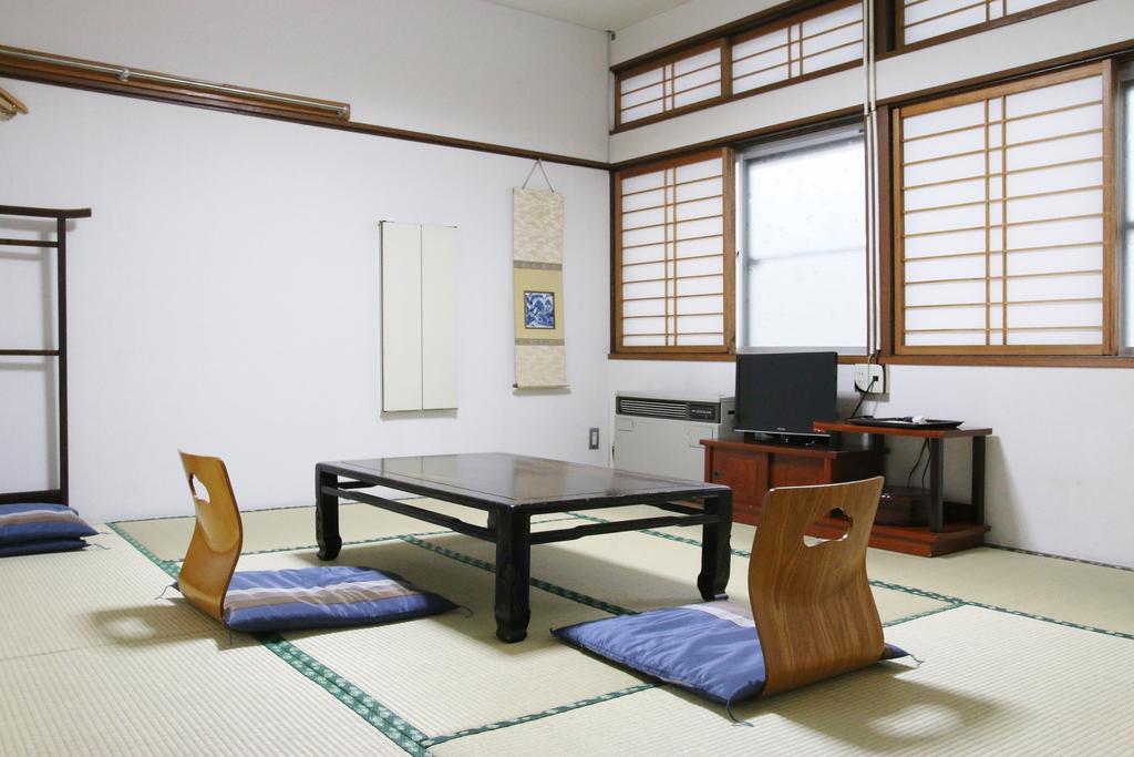 ימאגאטה Takasagoya Ryokan מראה חיצוני תמונה